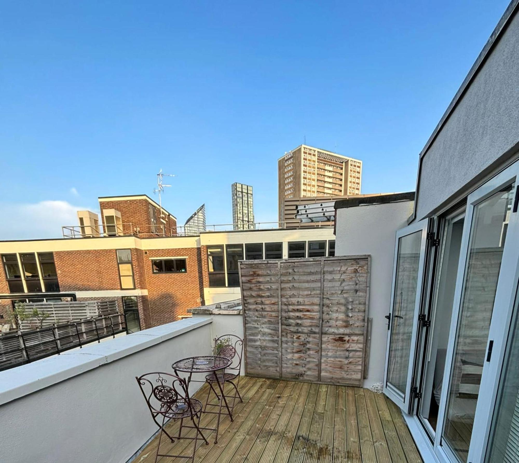 Top Floor Delightful Flat Leilighet London Eksteriør bilde